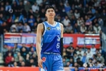 杀伤力很强！邹阳半场16分钟拿到11分2板 罚球8中7