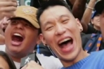 书豪客串街头记者感受疯狂的纽约球迷！球迷狂喊：布伦森是我爸爸